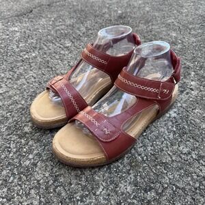 Clarks Collection Roseville Mae Women's Sz 10 M Red Leather Hook&Loop Sandal